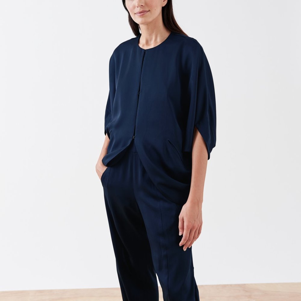 Zero + Maria Cornejo - Cropped Akeo Pant, Pebble Silk, Ink Jet (Navy), 10 - Picture 3 of 3